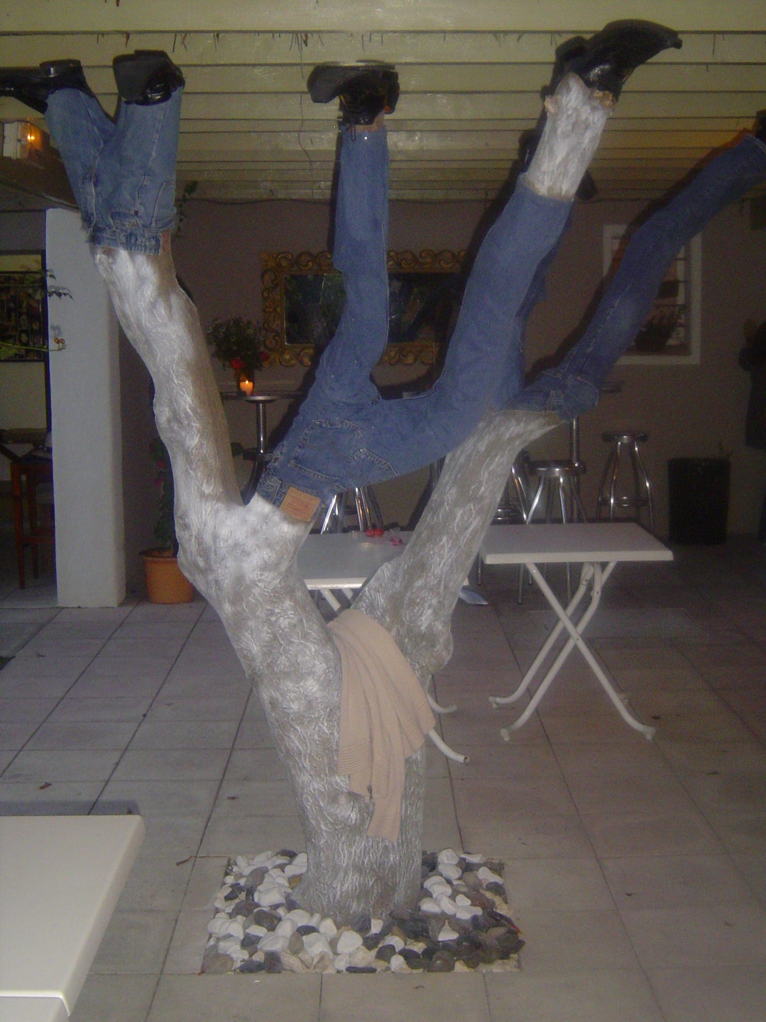 Jeans stratifiés - sculpture in situ